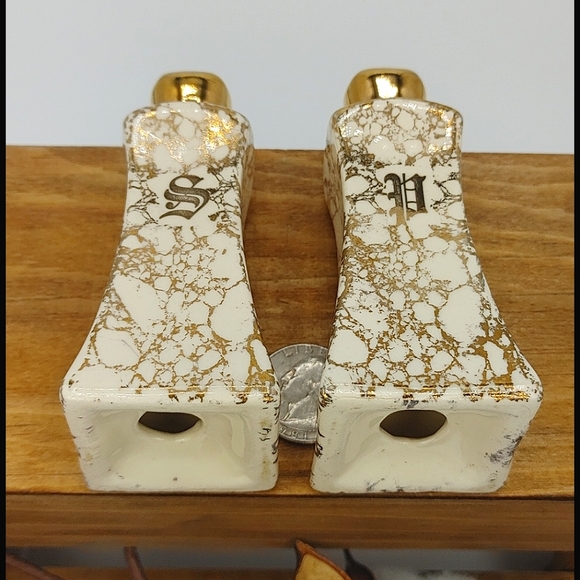 Lustreware S/P Gold & Ivory Ceramic Shakers - Picture 3 of 5